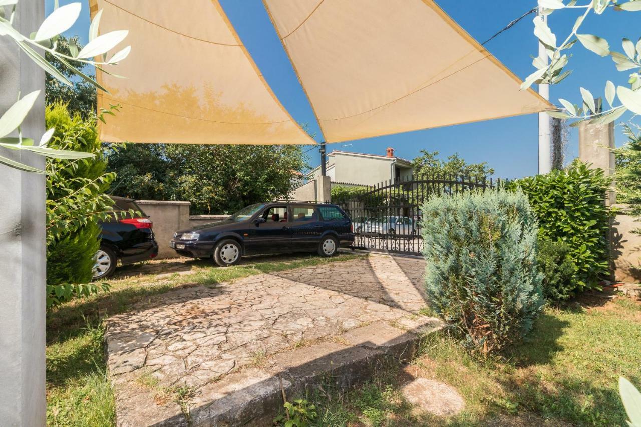 Country House Apartments Pula Exterior photo
