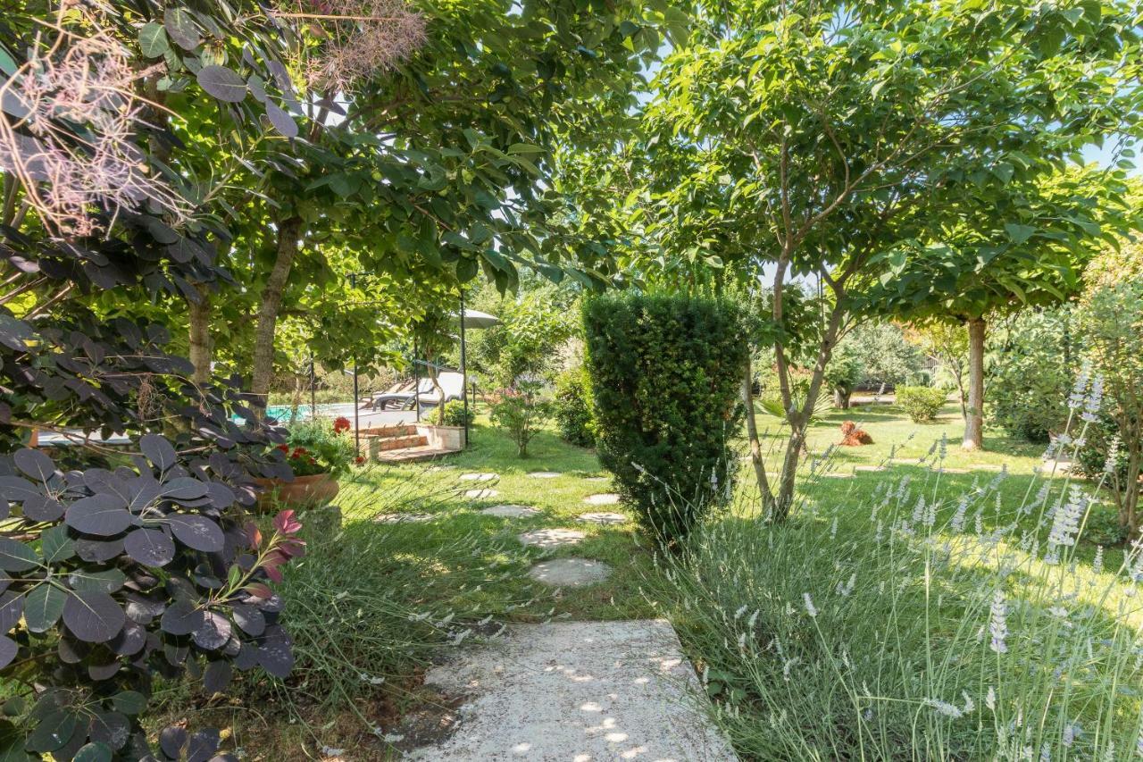 Country House Apartments Pula Exterior photo