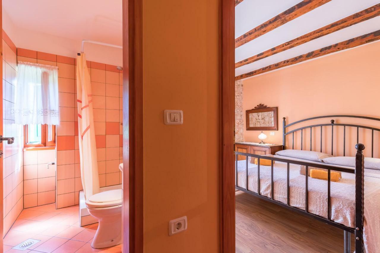 Country House Apartments Pula Exterior photo